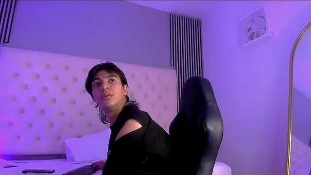 toji luxxer online show from 11-13-25, 08:35