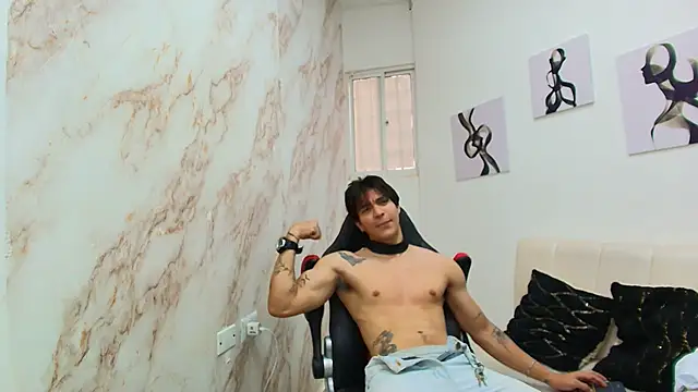 toji luxxer online show from 12-16-25, 06:12