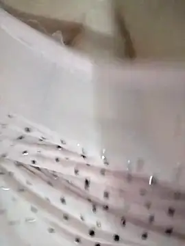 LaraStons online show from 09-29-25, 11:49