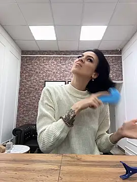 Snapshot of EmmaStarkk chatting on 09-18-25, 04:15 EmmaStarkk online show from 09-18-25, 04:15