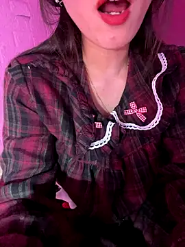 Moon pusy online show from 12-20-25, 02:20