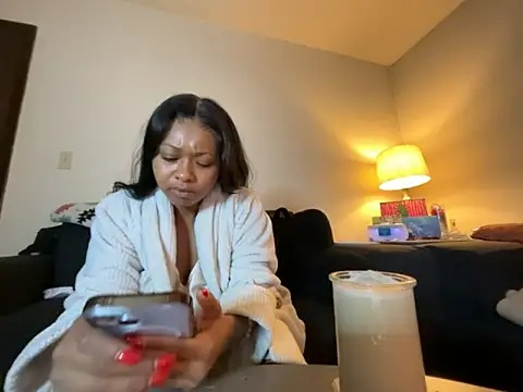 GoddessFatPuss online show from 04-22-26, 10:00