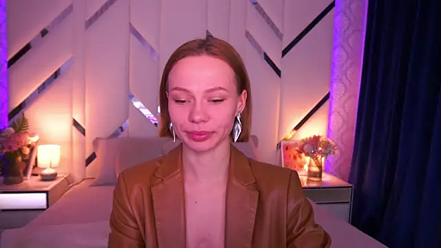 ShyySiren online show from 05-09-26, 01:03