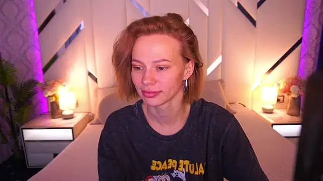ShyySiren online show from 06-12-26, 06:55