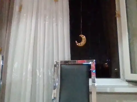 Lomivah online show from 10-26-25, 03:34