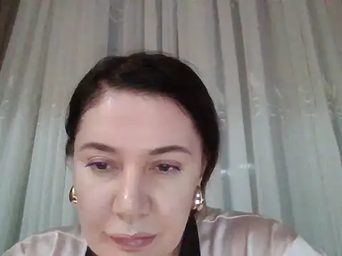 Lomivah online show from 12-21-25, 06:20