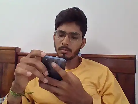 Snapshot of vikranthLong chatting on 10-01-25, 05:12 vikranthLong online show from 10-01-25, 05:12