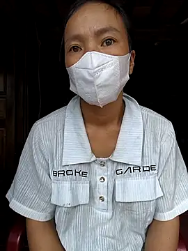 Snapshot of lily-00 chatting on 09-18-25, 01:30 lily-00 online show from 09-18-25, 01:30