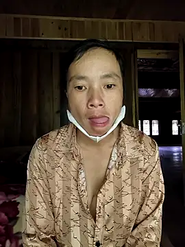 Snapshot of lily-00 chatting on 11-07-25, 01:32 lily-00 online show from 11-07-25, 01:32