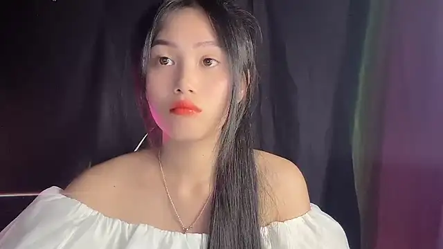 Lyly4757 online show from 10-08-25, 02:29