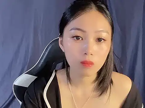 Lyly4757 online show from 09-21-25, 07:19