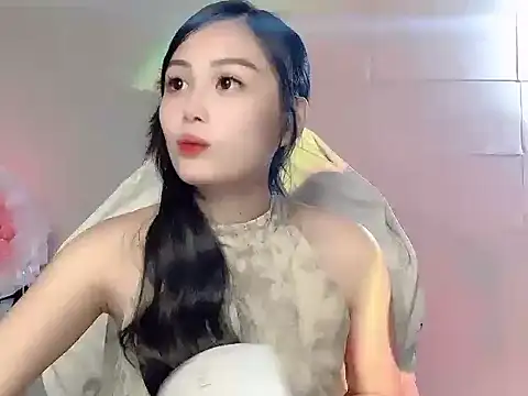 Lyly4757 online show from 12-17-25, 03:17