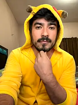 Snapshot of Leon__Dark chatting on 10-11-25, 06:03 Leon  Dark online show from 10-11-25, 06:03