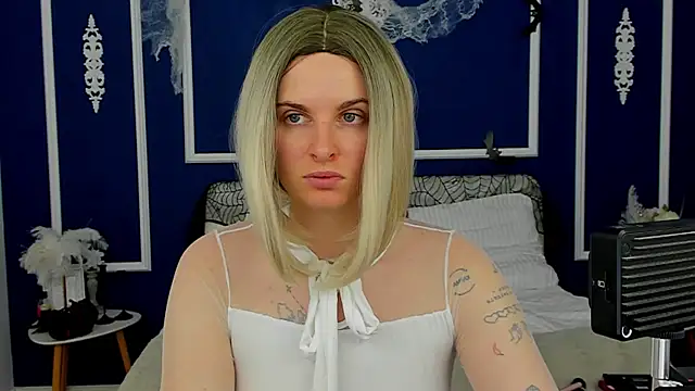 SabrinaRayX online show from 10-30-25, 01:09