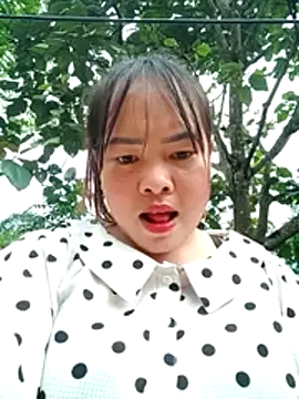 Snapshot of emilyzz chatting on 03-18-26, 06:38 emilyzz online show from 03-18-26, 06:38