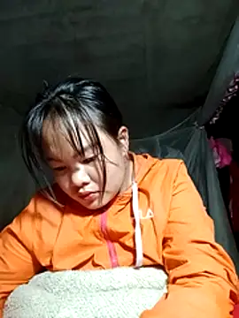 Snapshot of emilyzz chatting on 03-07-26, 02:18 emilyzz online show from 03-07-26, 02:18