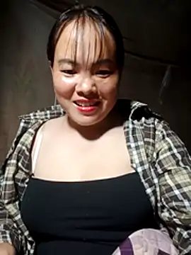 Snapshot of emilyzz chatting on 04-01-26, 02:14 emilyzz online show from 04-01-26, 02:14