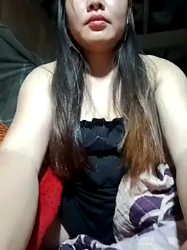 emilyzz online show from 05-03-26, 01:58