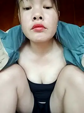 emilyzz online show from 11-01-25, 01:45