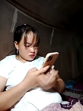 Snapshot of emilyzz chatting on 03-20-26, 01:01 emilyzz online show from 03-20-26, 01:01