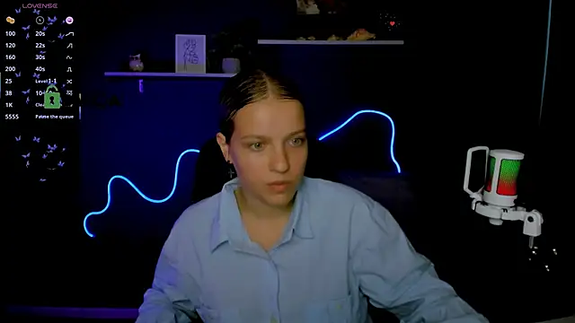 Snapshot of kaela_spell_ chatting on 10-10-25, 01:23 kaela spell  online show from 10-10-25, 01:23