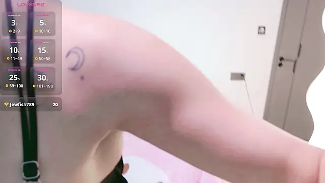 Snapshot of schoolgirl-nurse chatting on 01-19-26, 11:36 schoolgirl-nurse online show from 01-19-26, 11:36