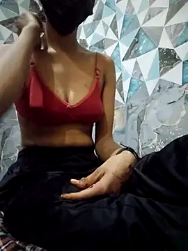 Hotygirl111 online show from 03-03-26, 12:01