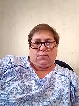Snapshot of Nikusya-51 chatting on 06-12-26, 04:16 Nikusya-51 online show from 06-12-26, 04:16