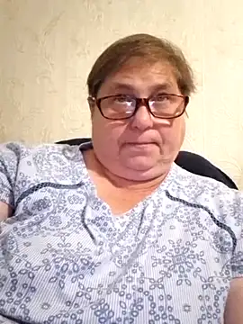 Snapshot of Nikusya-51 chatting on 06-17-26, 06:29 Nikusya-51 online show from 06-17-26, 06:29