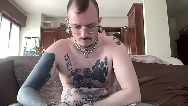 Chaserlovebear online show from 04-15-26, 12:53