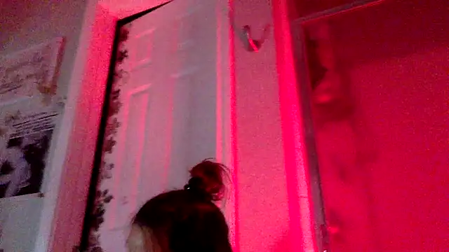 Snapshot of Texxaspearl chatting on 01-07-26, 07:57 Texxaspearl online show from 01-07-26, 07:57