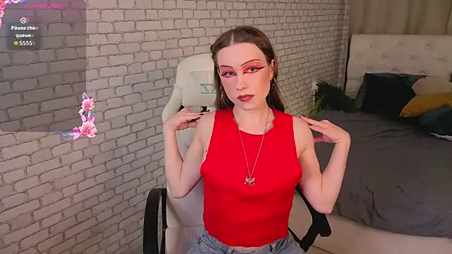 KarenSmitht online show from 10-21-25, 03:55