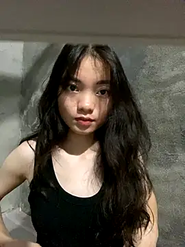 Snapshot of Bella_sexy98 chatting on 09-17-25, 02:41 Bella sexy98 online show from 09-17-25, 02:41