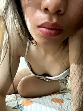 Bella sexy98 online show from 10-29-25, 03:49