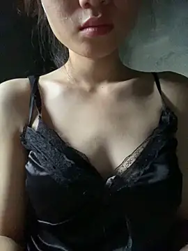 Snapshot of Bella_sexy98 chatting on 09-26-25, 01:34 Bella sexy98 online show from 09-26-25, 01:34