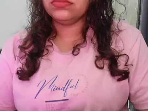  Ameera  online show from 11-08-25, 03:43