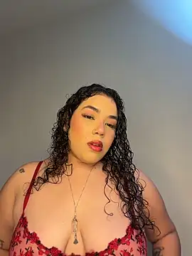 Snapshot of krisstenSantos chatting on 02-10-26, 12:59 krisstenSantos online show from 02-10-26, 12:59