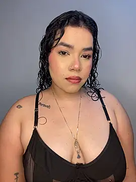 krisstenSantos online show from 11-13-25, 12:31