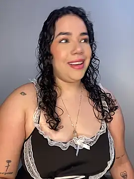 krisstenSantos online show from 11-18-25, 12:19