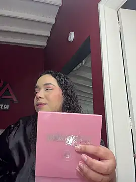 krisstenSantos online show from 01-09-26, 02:02