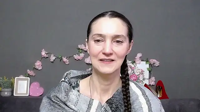 TayaFinch online show from 01-18-26, 01:47