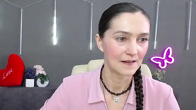 TayaFinch online show from 03-10-26, 01:04