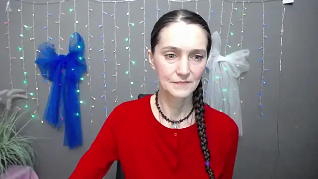 TayaFinch online show from 11-25-25, 02:17