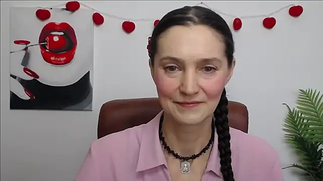 TayaFinch online show from 02-13-26, 01:11