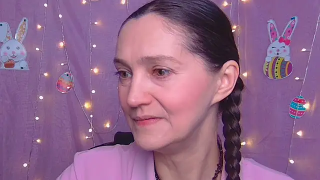 TayaFinch online show from 04-11-26, 12:09