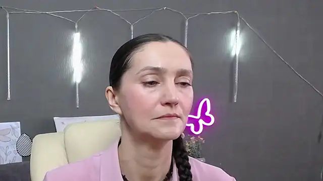 TayaFinch online show from 04-04-26, 12:56