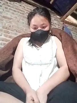 Emmyly 123 online show from 02-04-26, 01:55