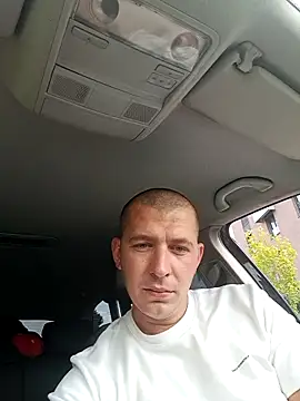 Snapshot of vasylAlarm chatting on 09-15-25, 01:11 vasylAlarm online show from 09-15-25, 01:11