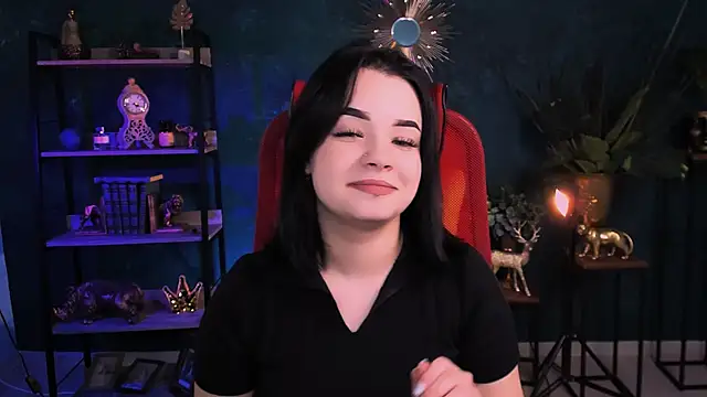 leslierowe  online show from 10-10-25, 04:41