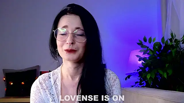 DarcyAspacio online show from 03-08-26, 11:13